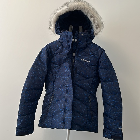 Columbia Women’s Lay D Down II jacket - Picture 3 of 10